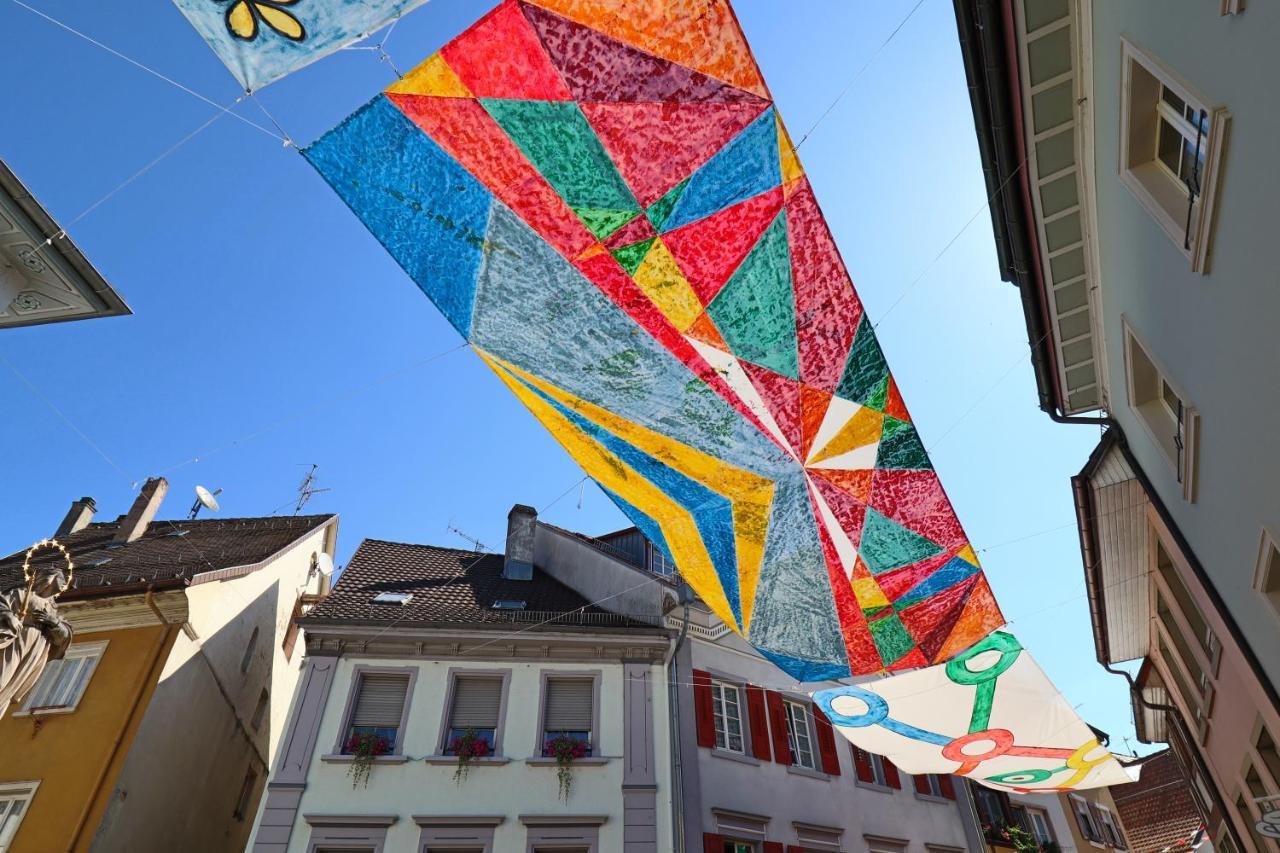 Loewe Apartment Gelb Tiengen Altstadt Waldshut-Tiengen Extérieur photo